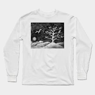 White Peace Birds Drawing Long Sleeve T-Shirt